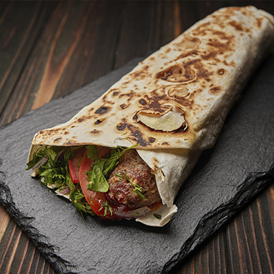 Balkanstijl Cevapcici Wrap